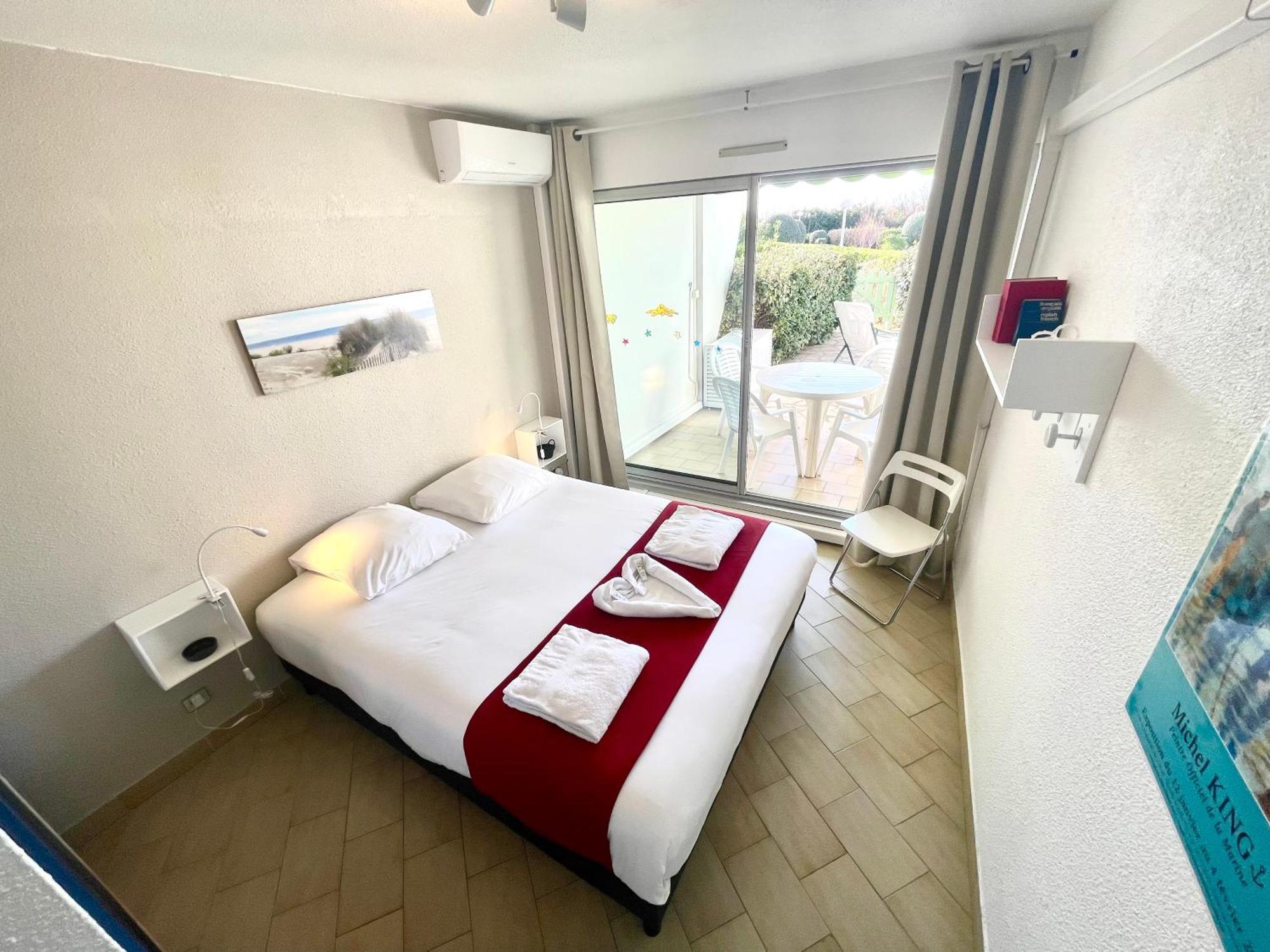 Pgh N26 - Premiere Ligne, Jardin Et Parking Prive Apartment La Grande Motte Bagian luar foto